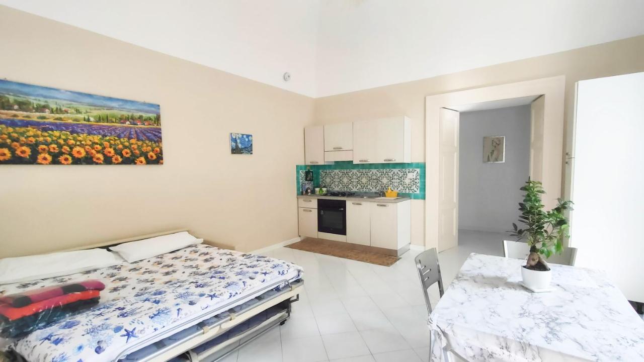 Casa Vacanza "Nonna Matilde" A Meta Di Sorrento, 600Mt Dal Mare, Casa Per 4 Экстерьер фото